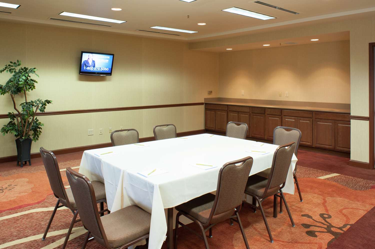 Hilton Garden Inn Tulsa Airport - photo 36
