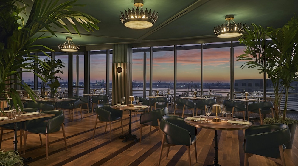 Four Seasons Hotel New Orleans - photo 57