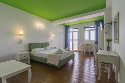 Malion Rooms — Adamas — photo 5