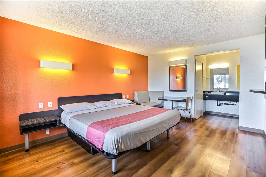 Motel 6 Oakland CA Embarcadero - photo 7