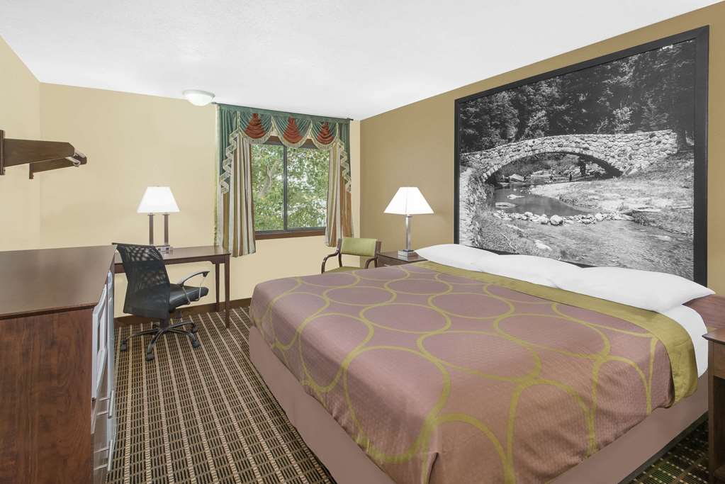 Super 8 by Wyndham Webster City IA - photo 9