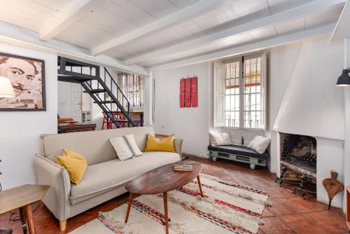 Apartamento con alma vintage en el Casco Antiguo — 4-Star Luxury Hotel in Marbella, Spain
