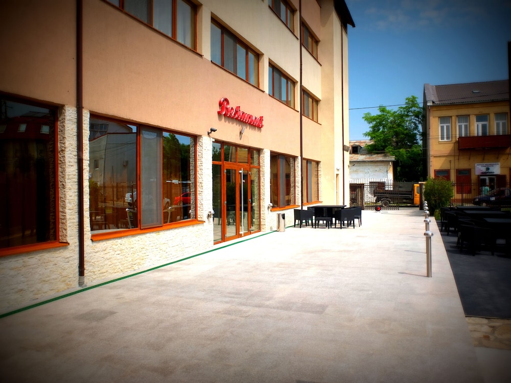 Hotel Delta Est — hotel in Sulina