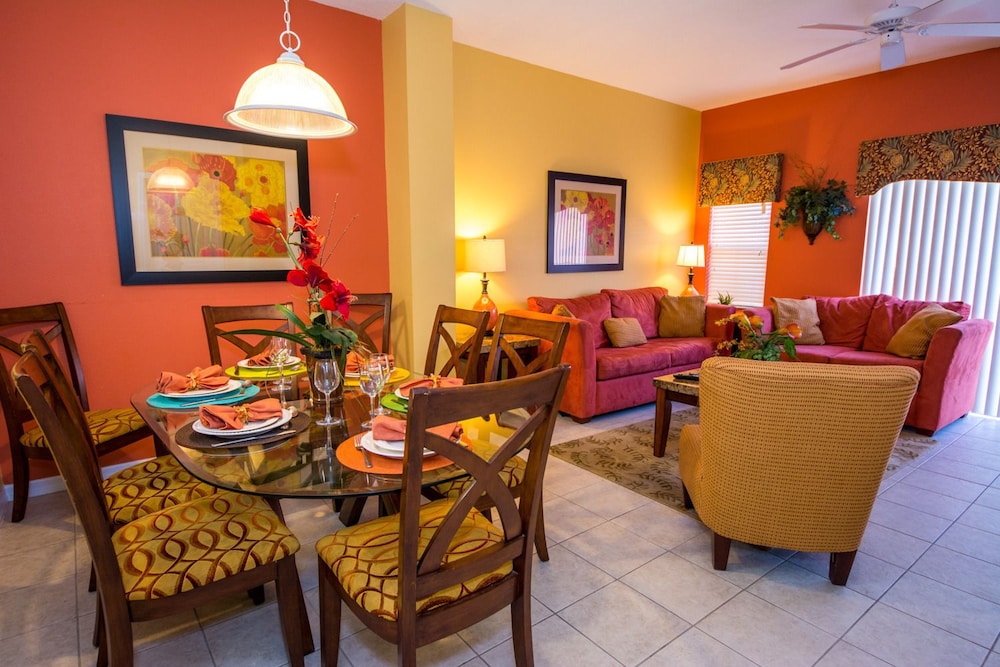 Bella Vida Resort by Home 2U - photo 28