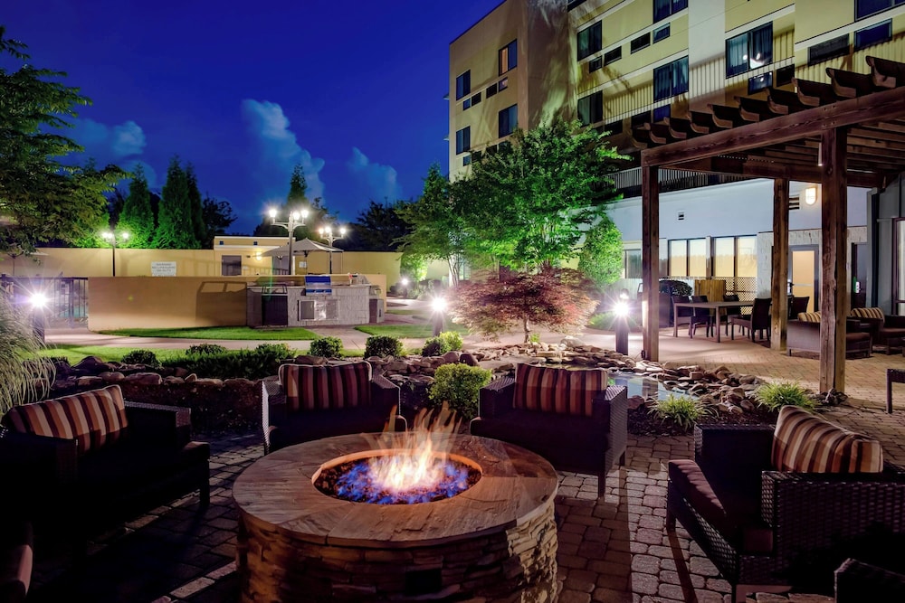 Courtyard Statesville Mooresville Lake Norman - photo 27