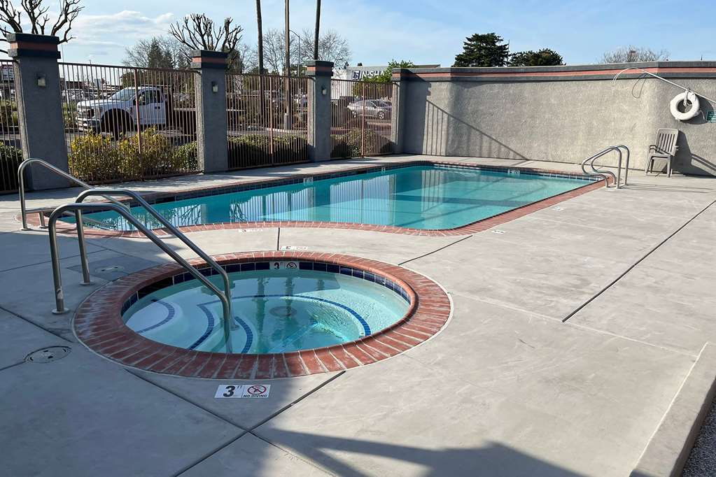 Baymont by Wyndham Manteca - photo 6