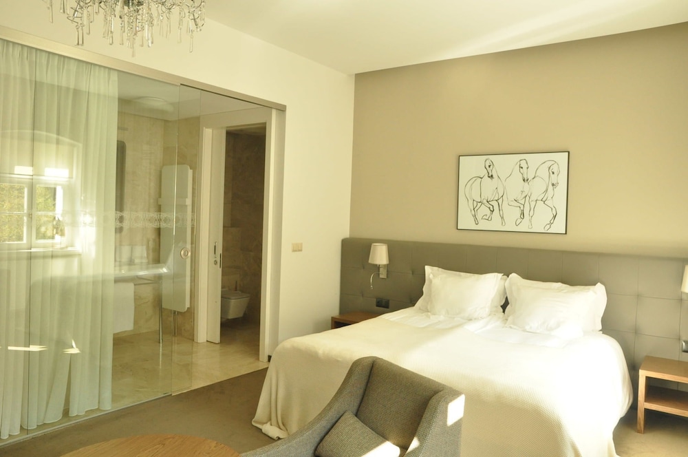 Jakubus - carbon neutral hotel in Wilkow