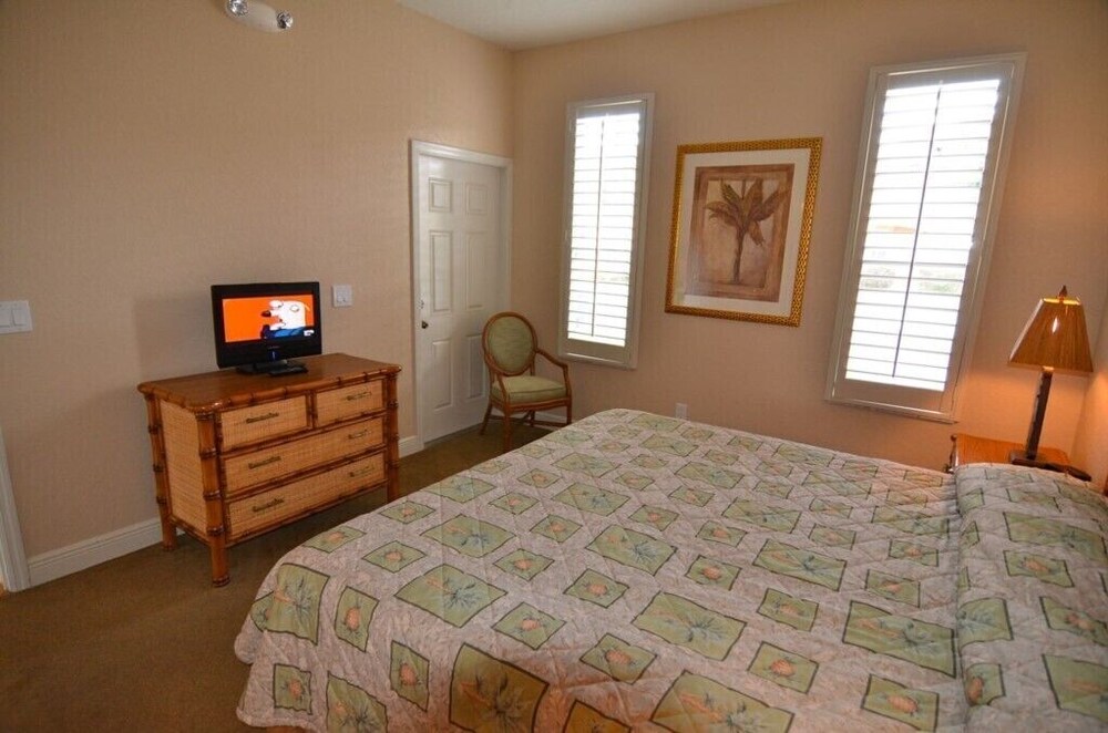 Cozy Cabana Haven - photo 38