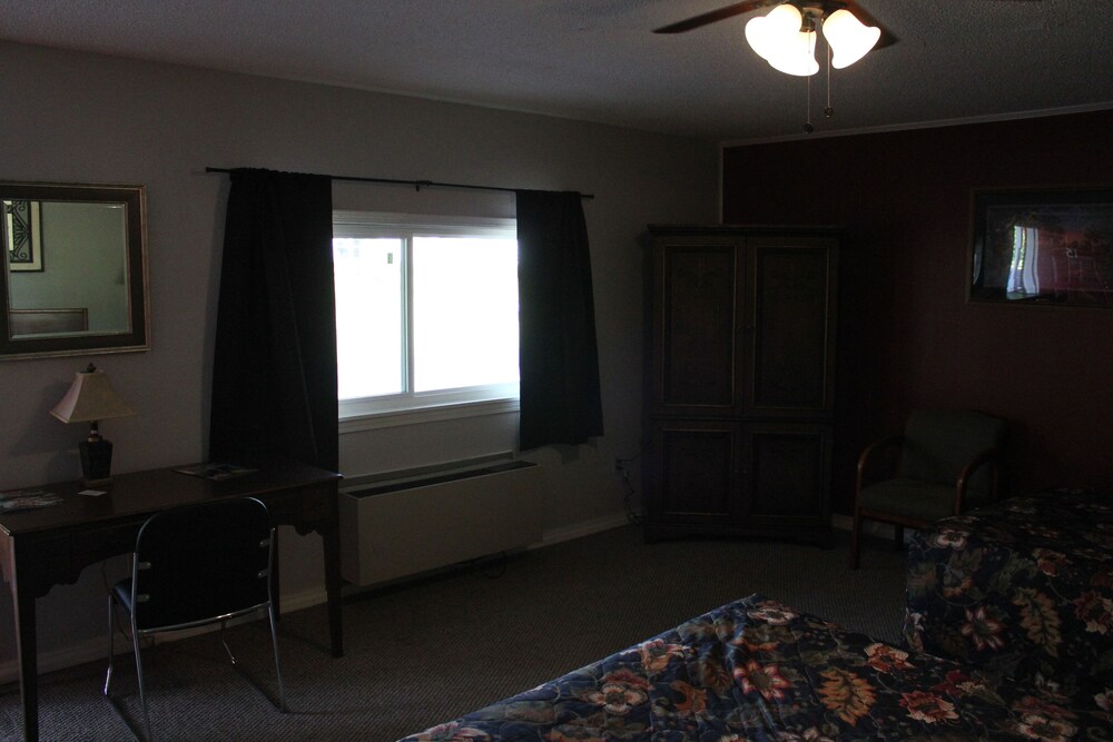 Brydan Suites - photo 39