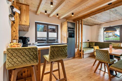 Blosegghof Bergchalets Waldblick — 4-Star Luxury Hotel in Racines, Italy