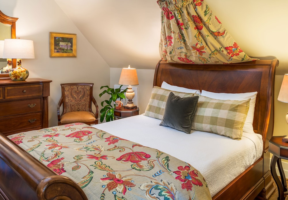 Inner Banks Inn - photo 52