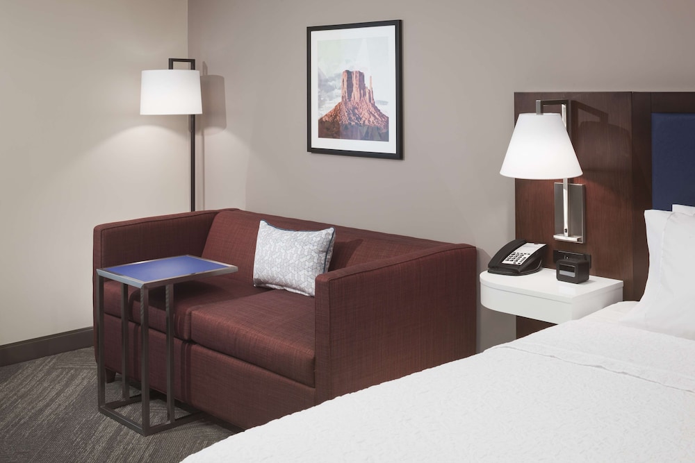 Hampton Inn & Suites Phoenix Downtown - photo 14