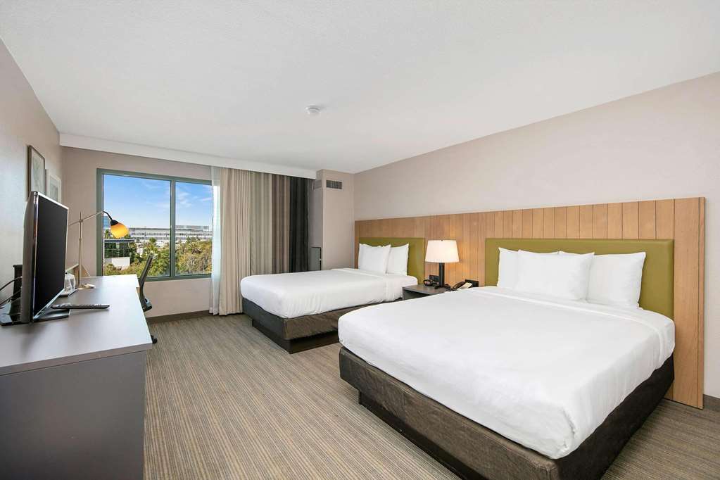 Country Inn & Suites by Radisson San Diego North CA - photo 4