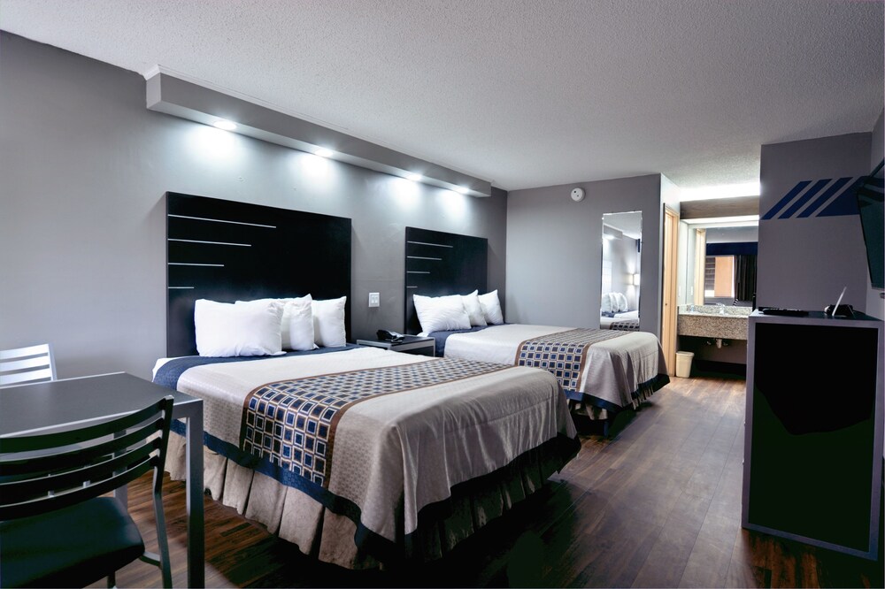 Red Roof Inn & Suites Athens AL - photo 13