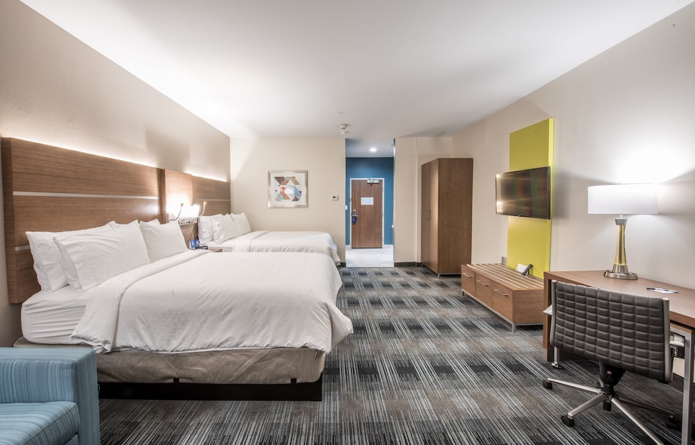 Holiday Inn Express and Suites Houston Westchase Westheimer by IHG - photo 18