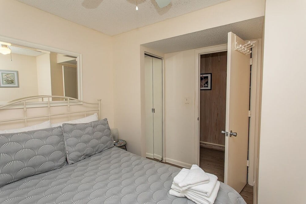 Royal Garden Resort 1406 2 Bedroom Condo by RedAwning - photo 6