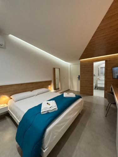 Space Tower Rooms - last minute hotel in Naples