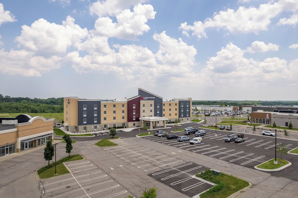 Candlewood Suites Detroit Auburn Hills by IHG - photo 85