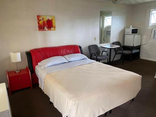 Driftwood Motel - photo 21