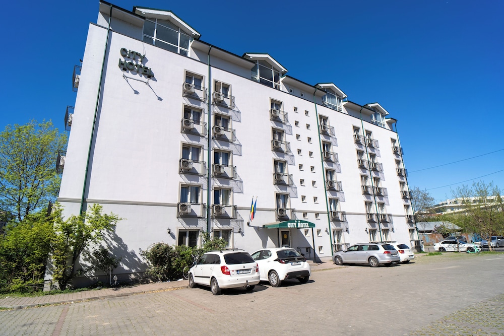 City Hotel Bucharest - carbon neutral hotel in Bucharest