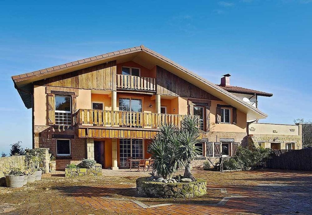 Agroturismo Igeldo — hotel in Orio