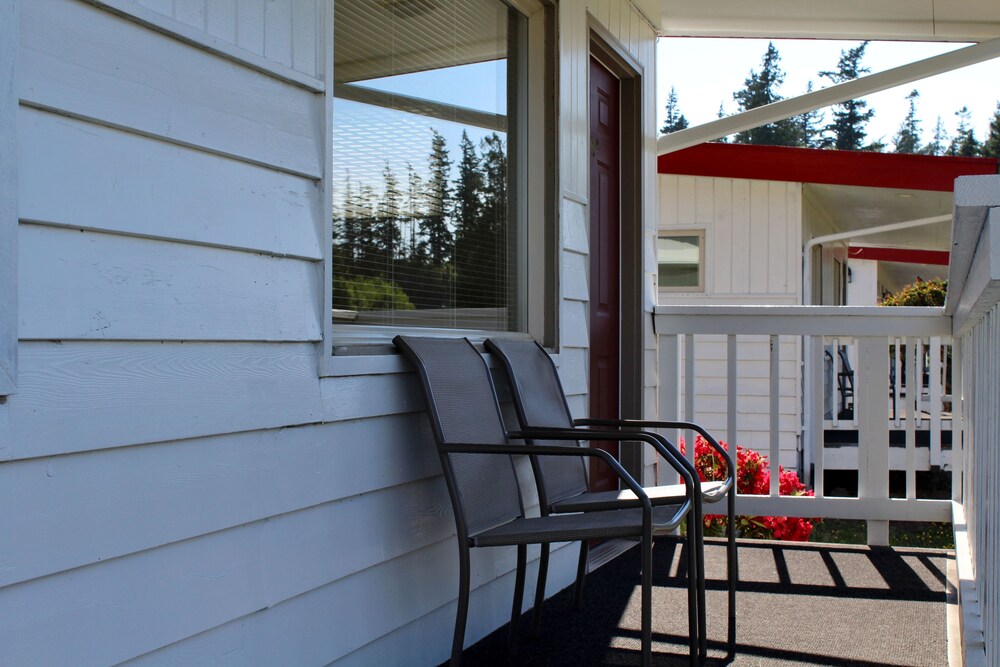 Anacortes Ship Harbor Inn - photo 21