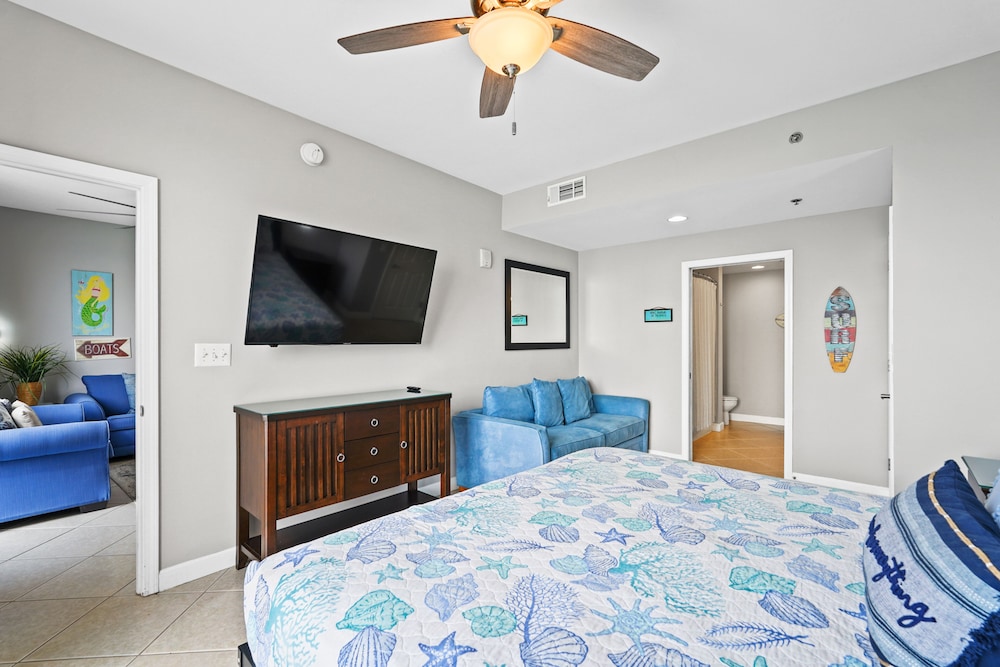 Splash Beach Resort by Book That Condo - photo 24