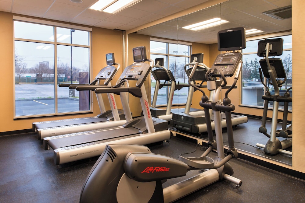 Fairfield Inn & Suites Utica - photo 20