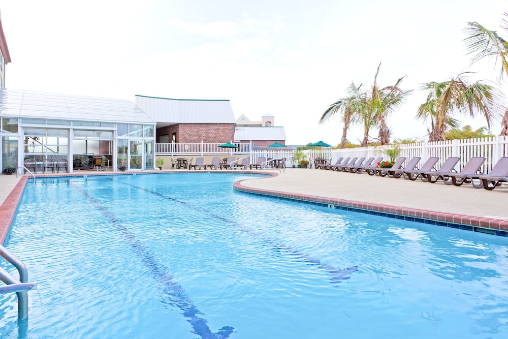Holiday Inn Express Hotel & Suites Ocean City by IHG - photo 26