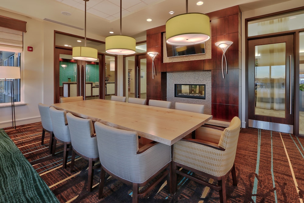 Hilton Garden Inn Gallup - photo 16
