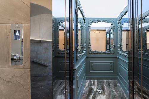 Apartments Florence Palazzo Signoria luxury Apartments 8 — 4-Star Luxury Hotel in Florence, Italy