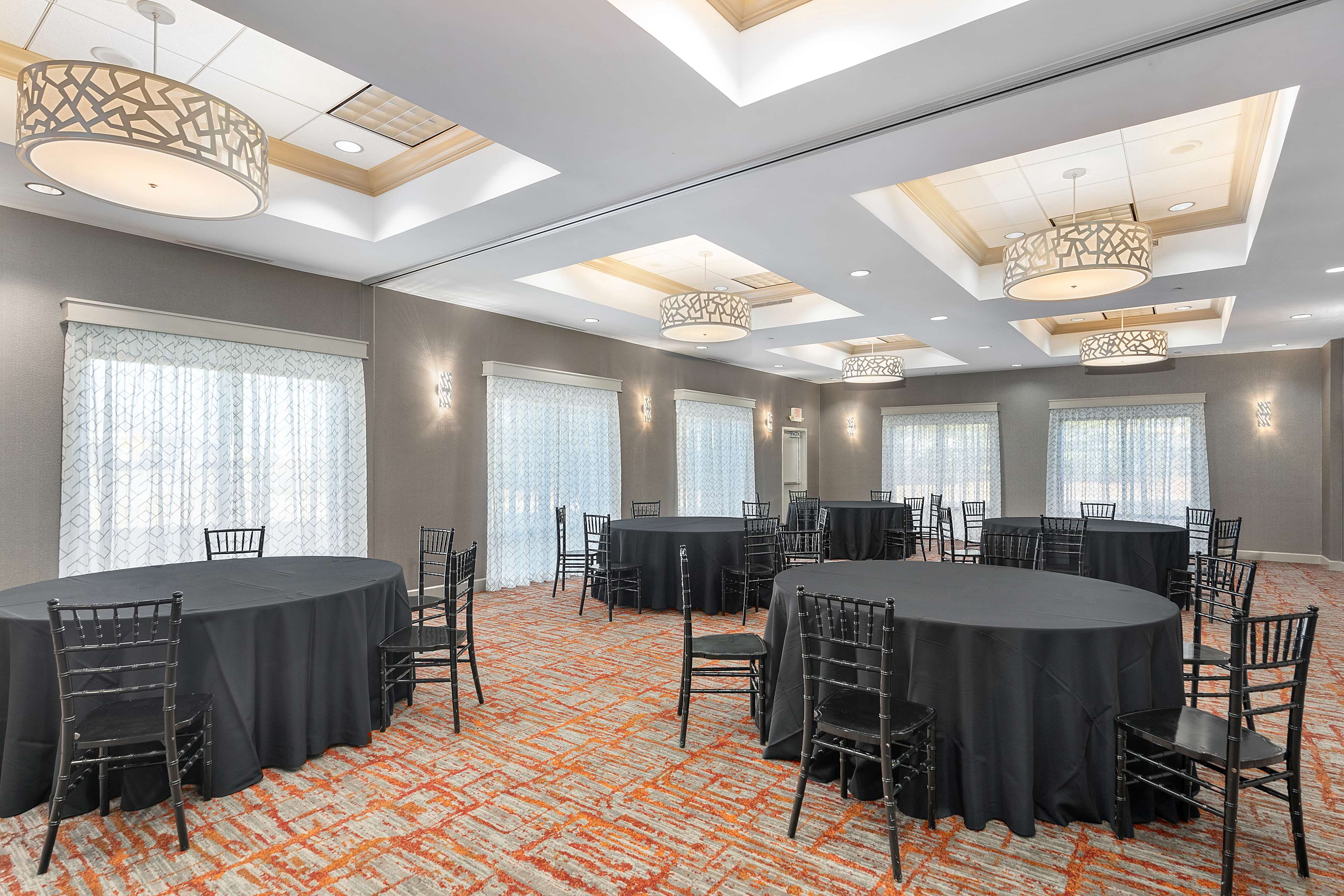 Hampton Inn by Hilton Springfield - photo 22