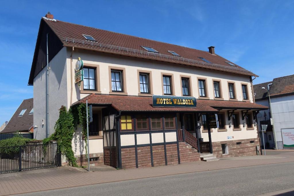 Hotel Waldoza - carbon neutral hotel in Waldmohr