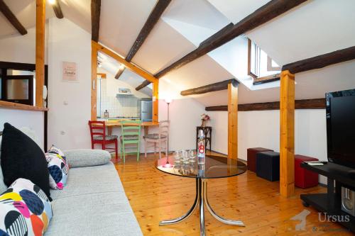 Apartment Lira — 4-Star Luxury Hotel in Split, Croatia