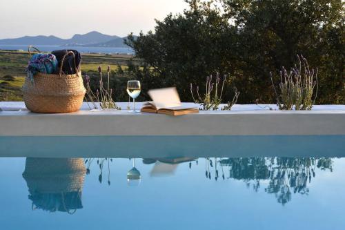 Luxury Paros Villa Villa Thoe Contemporary Luxury 3 Bedrooms Glisidia — 4-Star Luxury Hotel in Paros, Greece