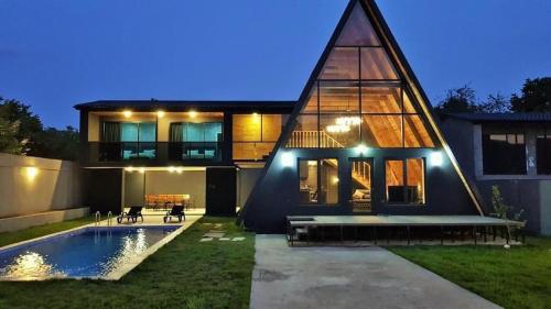 Qafqaz Wood Chalet — 4-Star Luxury Hotel in Qutqashen, Azerbaijan