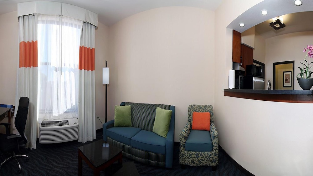 Fairfield Inn & Suites Alamogordo - photo 19
