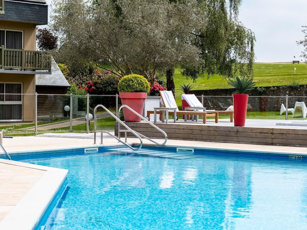 Mercure Omaha Beach Hotel — 4-Star Luxury Hotel in Port-En-Bessin-Huppain, France
