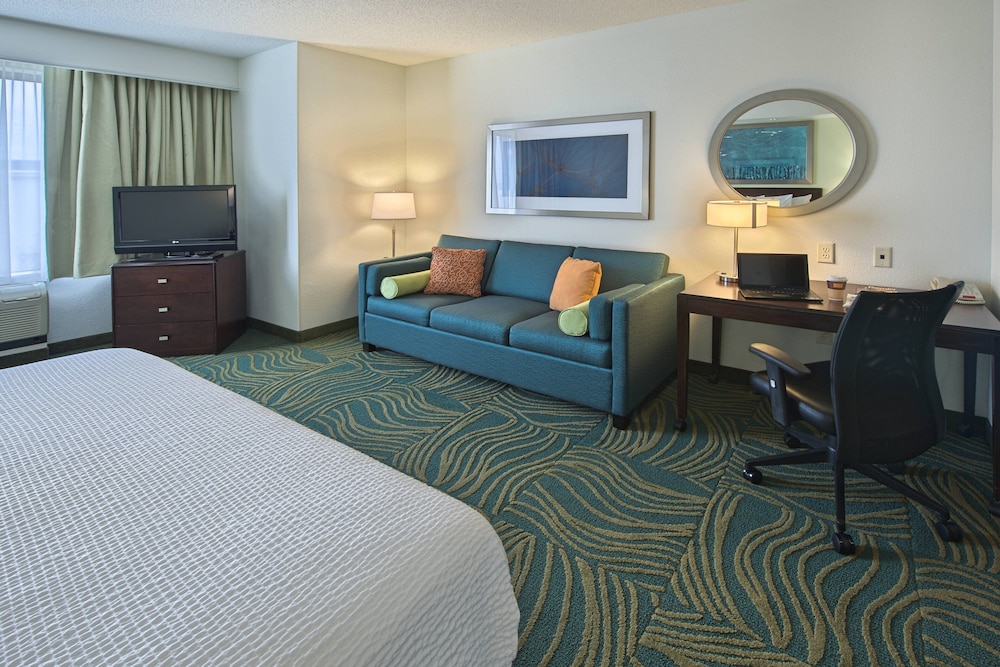 SpringHill Suites by Marriott Greensboro - photo 6