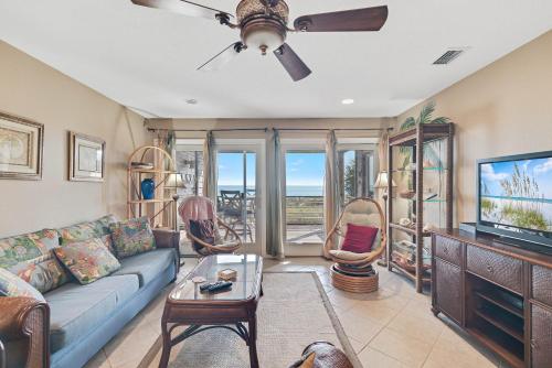 Needle Rush Point Unit D24 in Pensacola, United States