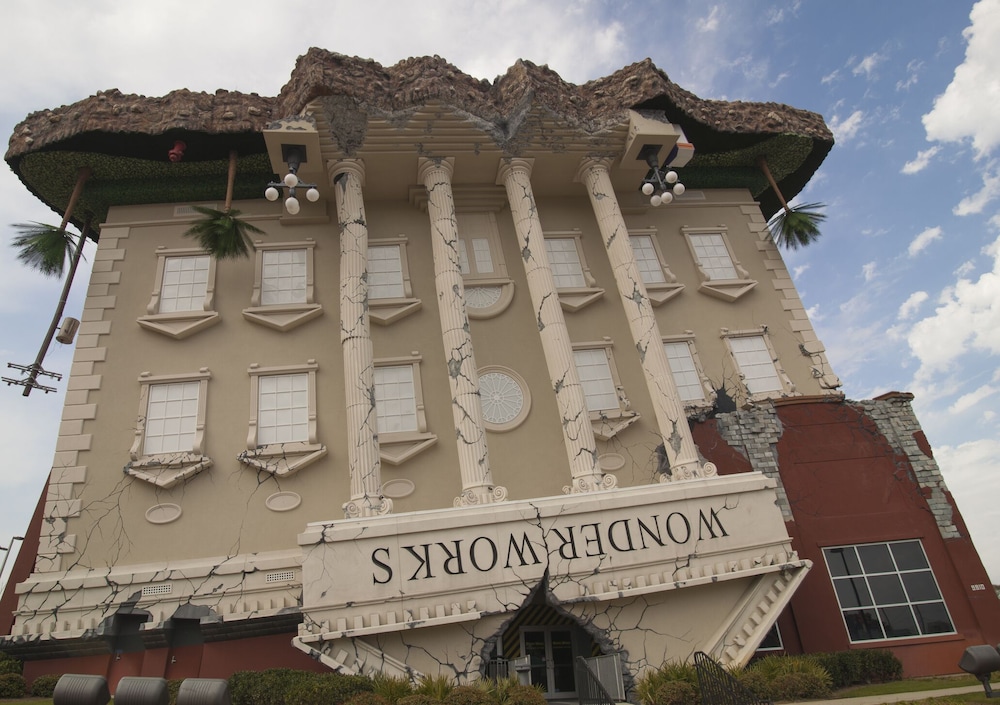 Summerhouse by iTrip Panama City Beach Panama City Beach — 4-Star Luxury Hotel in Panama City Beach, United States