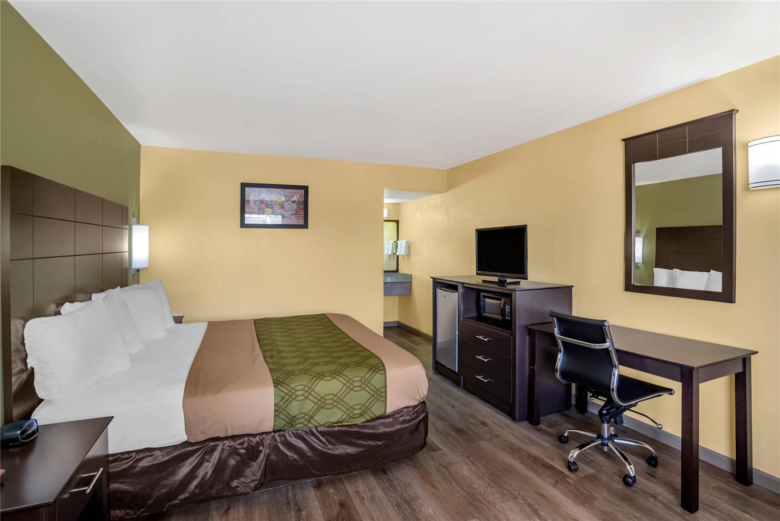 Econo Lodge Easton Route 50 - photo 16