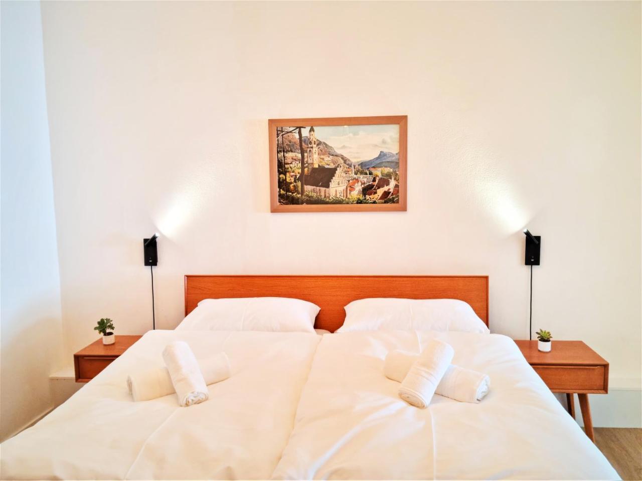 Rosa Apartment with Parking Historic City Center — 4-Star Luxury Hotel in Merano, Italy