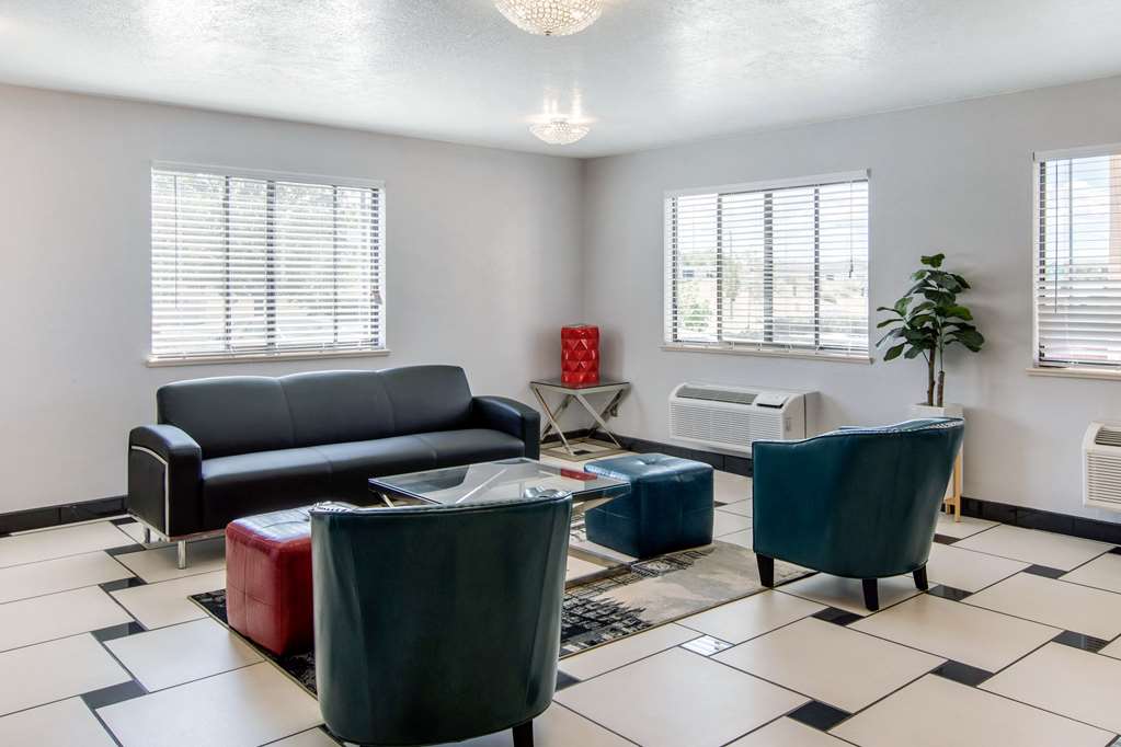 Quality Inn & Suites Albuquerque North near Balloon Fiesta Park - photo 8