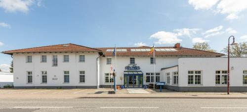 Hotel am Wariner See — hotel in Warin