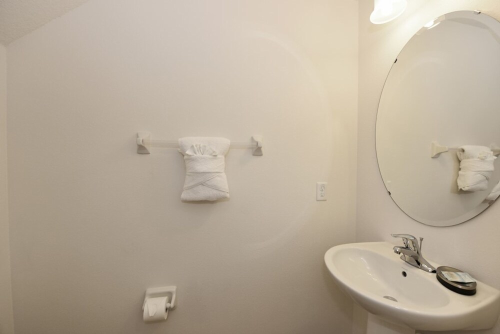 Aviana Resort 421ACDJGI Six Bedroom House - photo 17