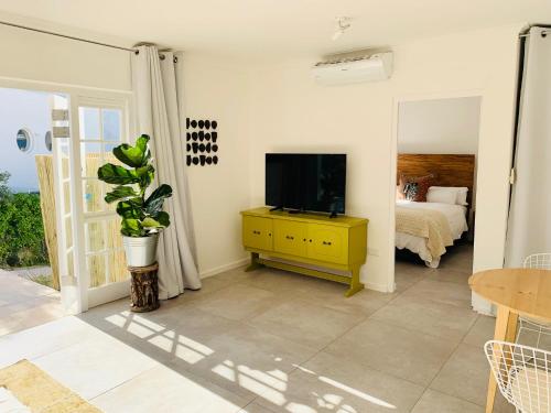 Beautiful View Garden Apartment