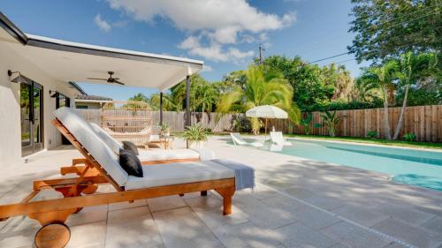 Hidden Oasis In Deerfield Beach With Heated Pool 22006793 — Deerfield Beach