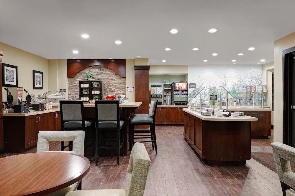 Staybridge Suites Washington D.C. Greenbelt IHG - photo 25