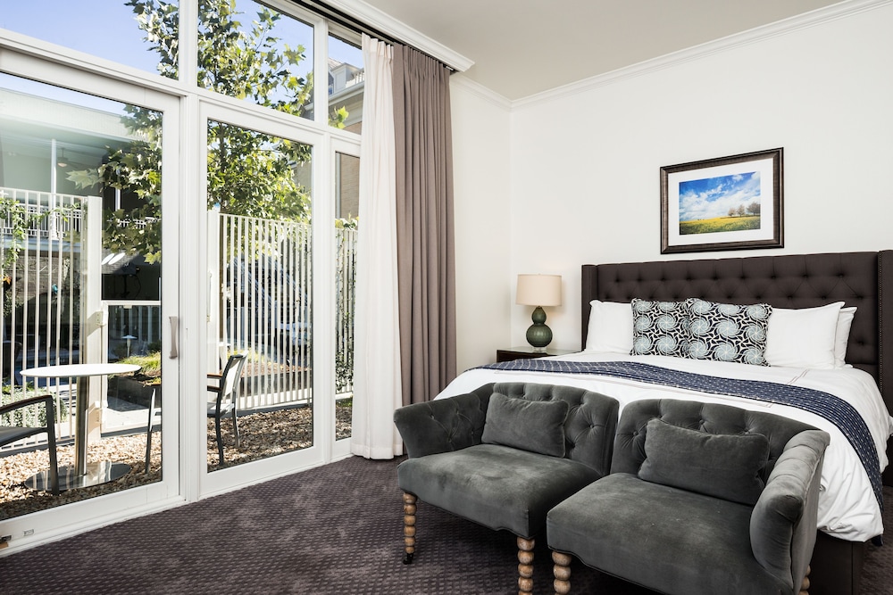Hotel Ella - photo 6